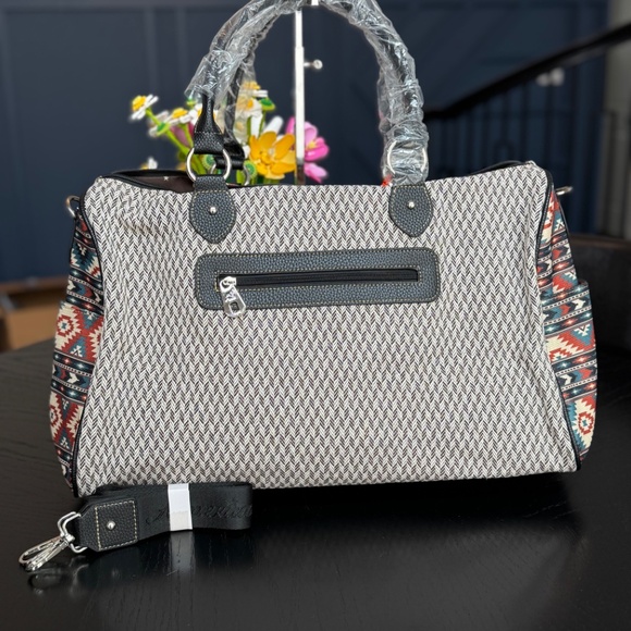 American Bling by Montana West Weekender Bag NWT - Picture 4 of 6